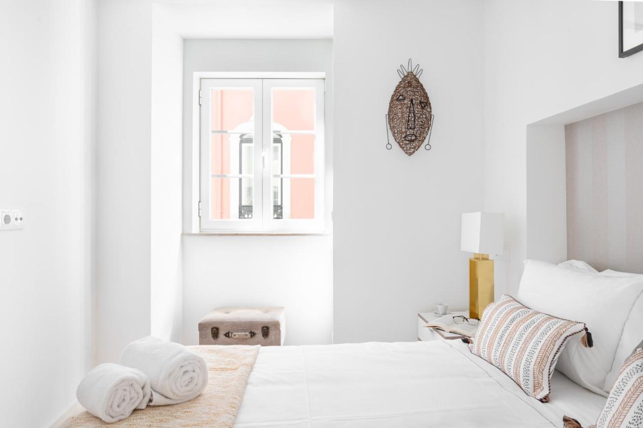 Joivy Principe Real 2Br Apt With Terrace Nearby Botanical Garden Of Lisboa Екстериор снимка