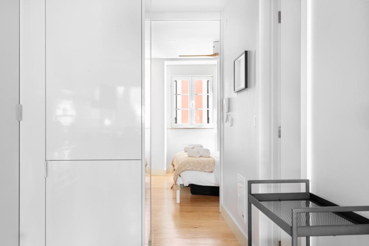 Joivy Principe Real 2Br Apt With Terrace Nearby Botanical Garden Of Lisboa Екстериор снимка