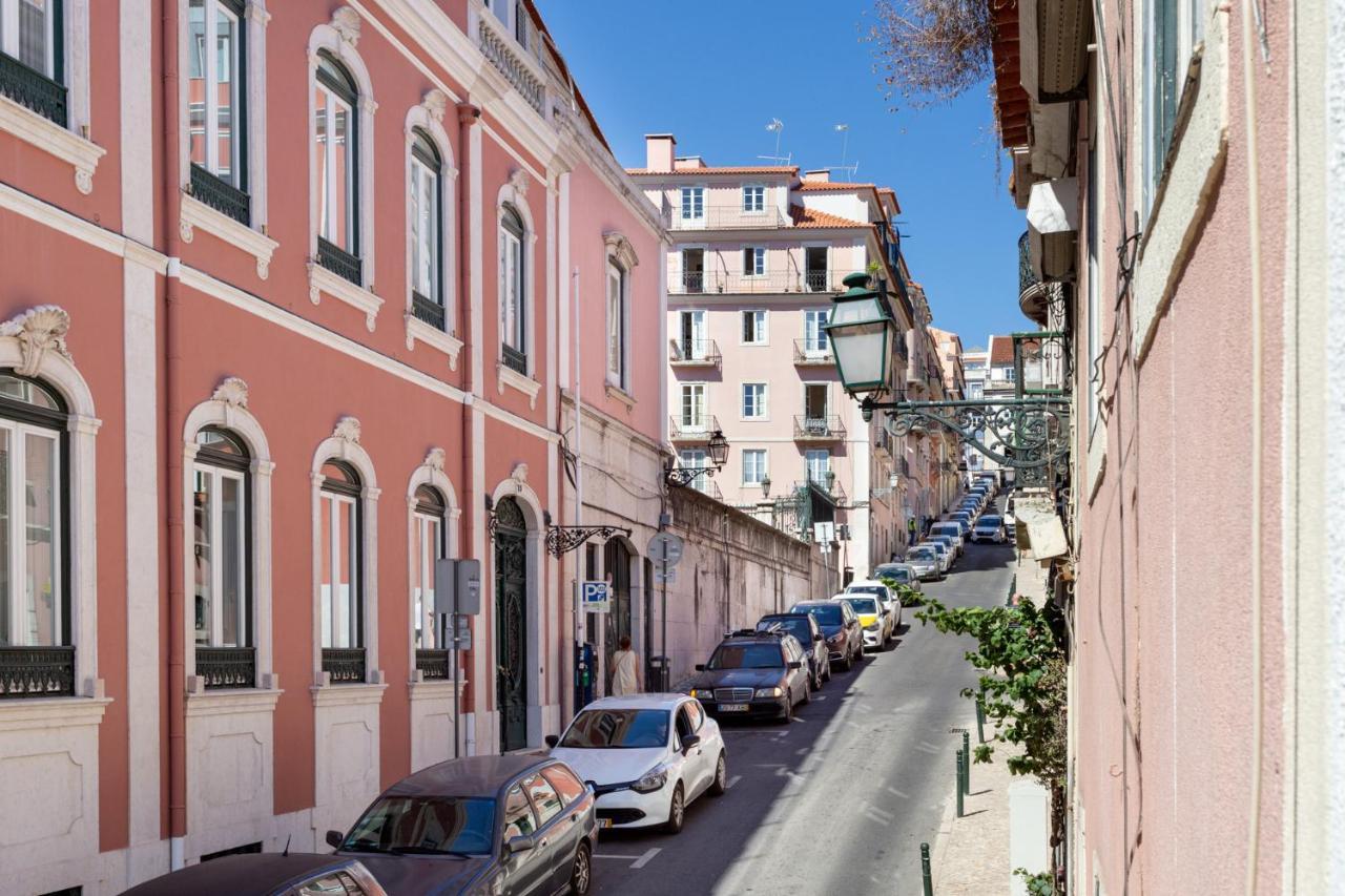 Joivy Principe Real 2Br Apt With Terrace Nearby Botanical Garden Of Lisboa Екстериор снимка